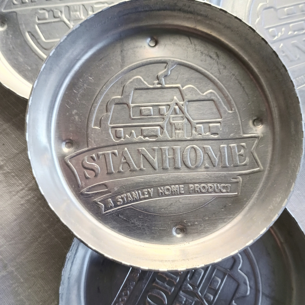🦾 INDUSTRIAL CHIC 🦾 VTG original Stanley Home aluminum coaster set (4), MCM